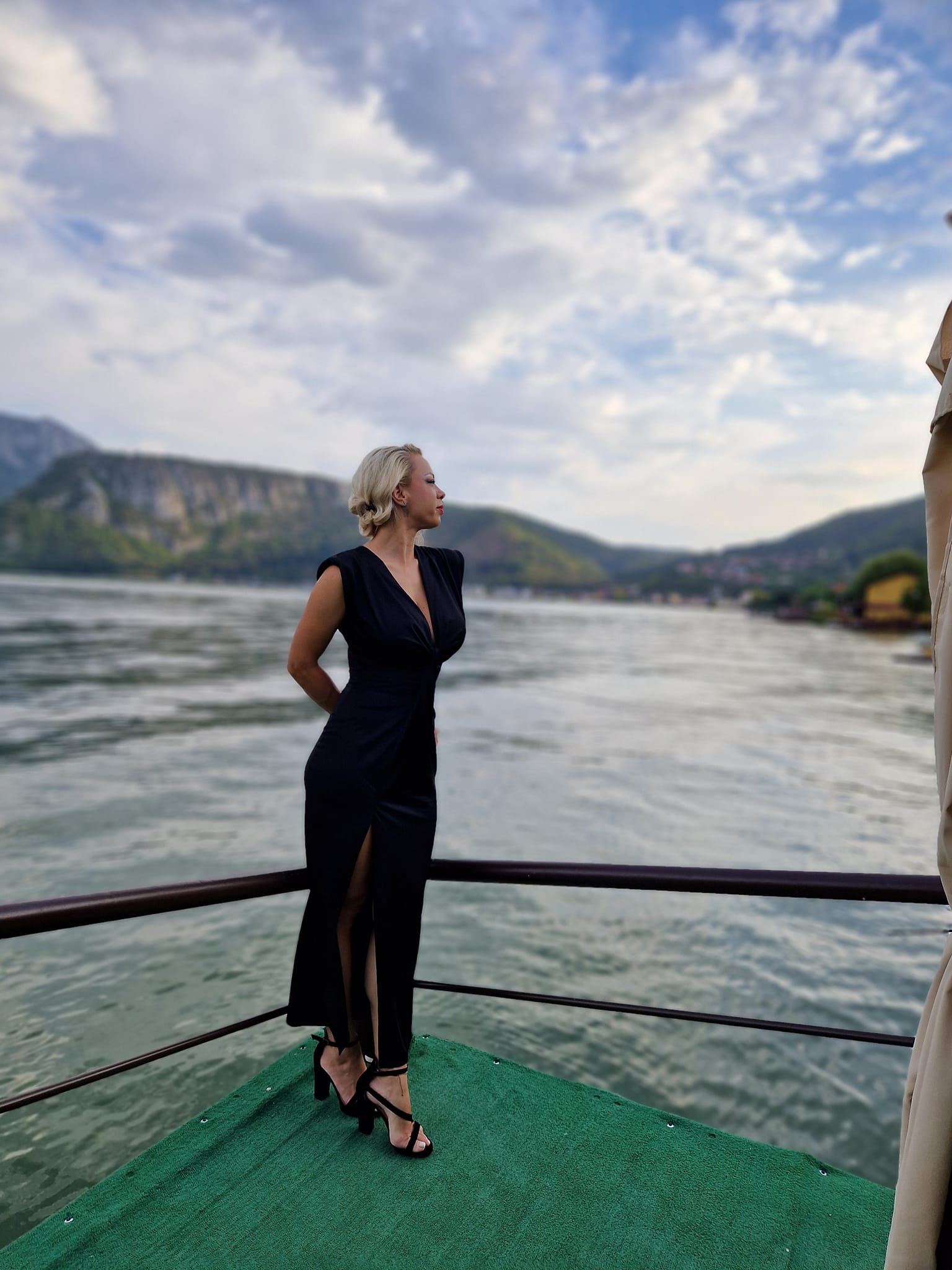 Andra - Specialist în microblading